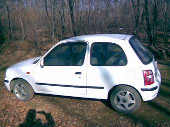 2001 Nissan March