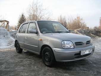 2001 Nissan March