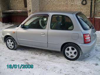 2001 Nissan March Pictures