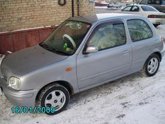 2001 Nissan March Pics
