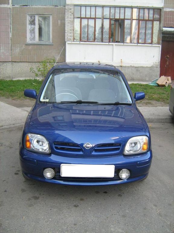 2001 Nissan March