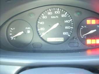 2001 Nissan March Pictures