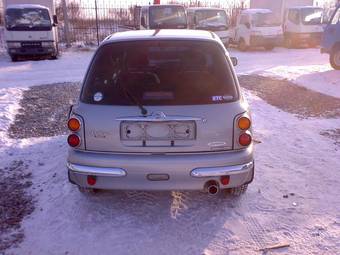 2001 Nissan March Photos