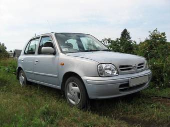 2001 Nissan March Pictures