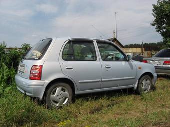 2001 Nissan March Photos