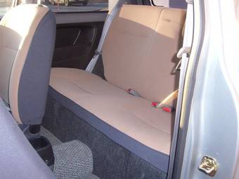 2001 Nissan March Pictures