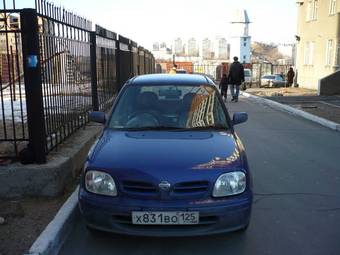 2001 Nissan March Images