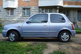2001 Nissan March Pictures