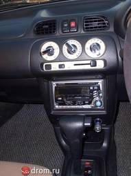 2001 Nissan March Photos
