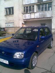 2001 Nissan March Pictures