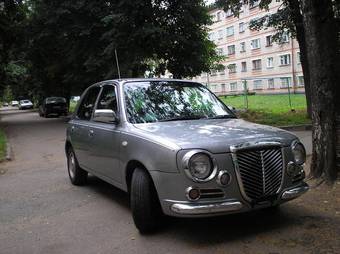 2001 Nissan March Photos