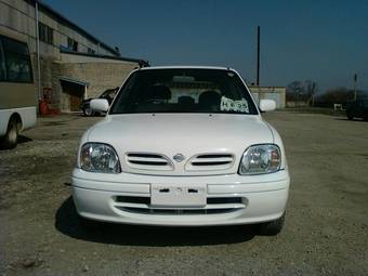 2001 Nissan March Pictures