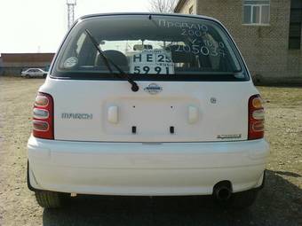 2001 Nissan March Photos