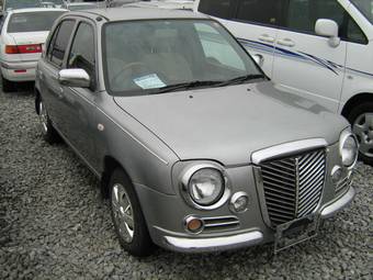 2001 Nissan March Pictures