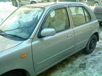 2001 Nissan March Photos