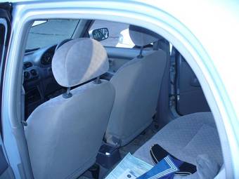 2001 Nissan March Photos