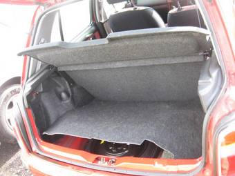 2001 Nissan March Photos
