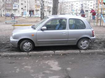 2001 Nissan March Pictures