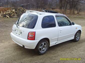 2001 Nissan March Images
