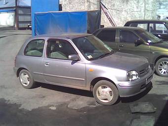 2001 Nissan March Pictures