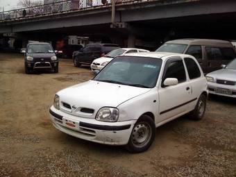 2001 Nissan March Photos