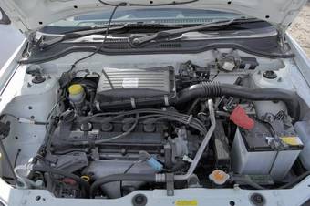 2001 Nissan March Pictures