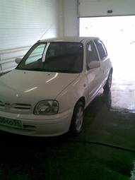 2001 Nissan March Pictures