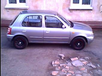 2001 Nissan March Photos