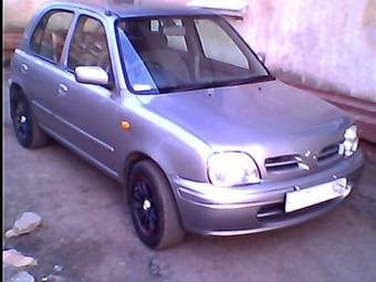 2001 Nissan March Pictures