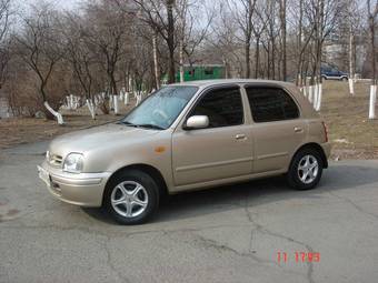 2001 Nissan March Photos