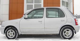 2001 Nissan March Pictures