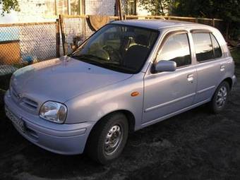 2001 Nissan March Pics