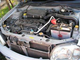2001 Nissan March Pictures