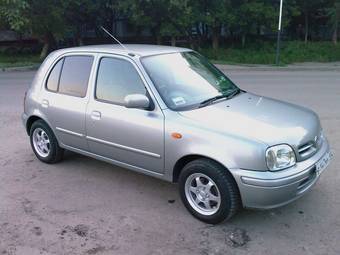 2001 Nissan March Pictures