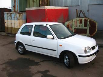 2001 Nissan March Photos