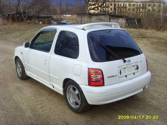 2001 Nissan March Pictures
