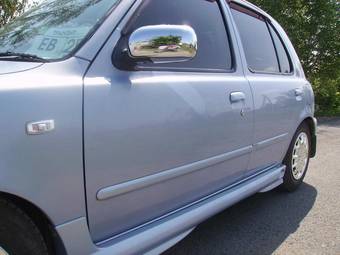2001 Nissan March Images