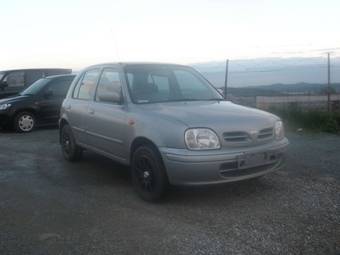 2001 Nissan March Photos