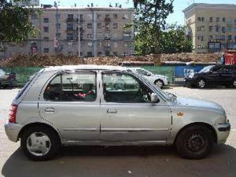 2001 Nissan March Photos