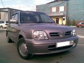 2001 Nissan March Pics