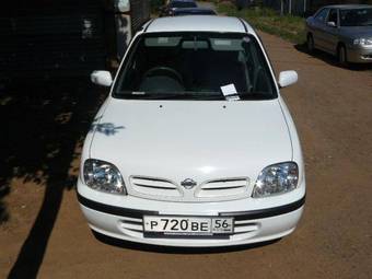 2001 Nissan March Images