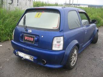 2001 Nissan March Pictures