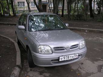 2001 Nissan March Photos