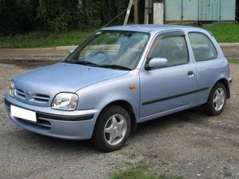 2001 Nissan March Pictures
