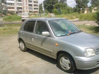 2001 Nissan March Photos