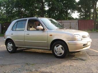 2001 Nissan March Photos