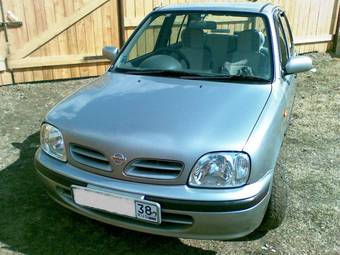 2001 Nissan March Photos