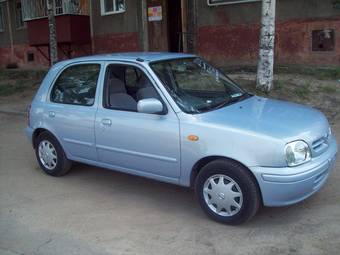 2001 Nissan March Pictures