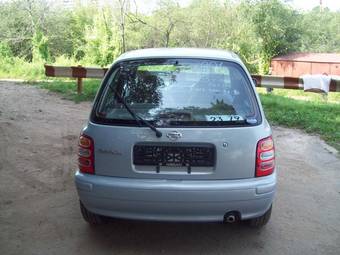 2001 Nissan March Photos