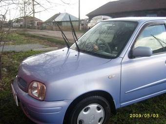 2001 Nissan March Pictures